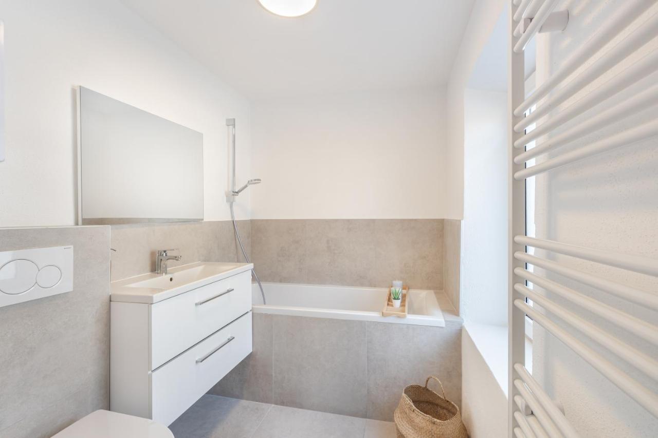 Terrace Apartment With 5 Rooms, Whirlpool And Bbq Augsburg Exteriér fotografie